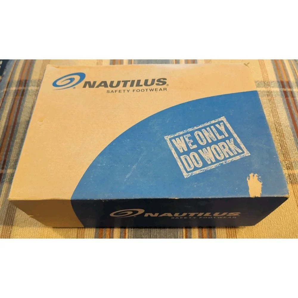 NWT Nautilus Safety Footwear Slip-On Men's White Safety Toe Work Shoes, 10 M